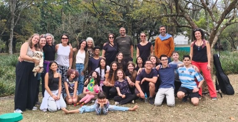 De amistades online a conexiones presenciales: un encuentro de Clonlara en São Paulo, Brasil