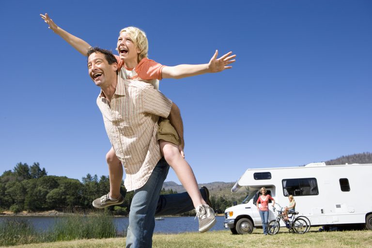 Apprendre en voyage : transformer chaque sortie en aventure éducative